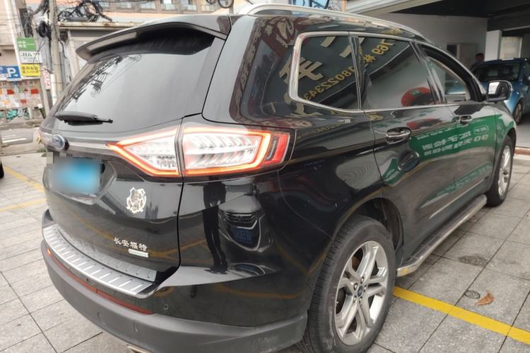 Used Ford Edge 2018 EcoBoost 245 Two-Wheel-Drive Titanium 7-Seater China VI Standard
