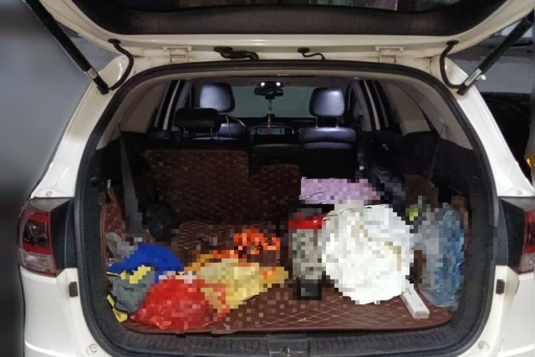 Used Kia Sorento 2015 Sorento L 2.4L Gasoline 4WD Elite Edition 7 Seats China IV Standard Trunk