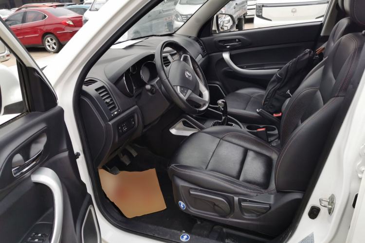 Used CHANGAN CS35 2016 1.6L Manual Luxury Model China V Standard