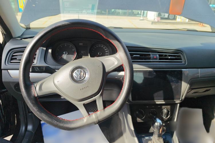 Used Volkswagen Lavida 2019 Lavida Start 1.5L Automatic Trendy Version China VI Standard Interior 3