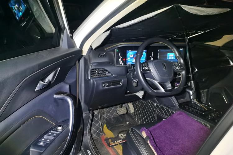 Used Bestune T77 2019 230 TID Automatic Luxury Version China VI Emission Standard
