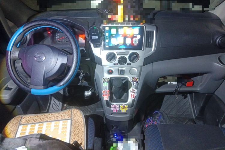 Used Nissan NV200 2013 1.6L Luxury Model China IV Standard Center Console