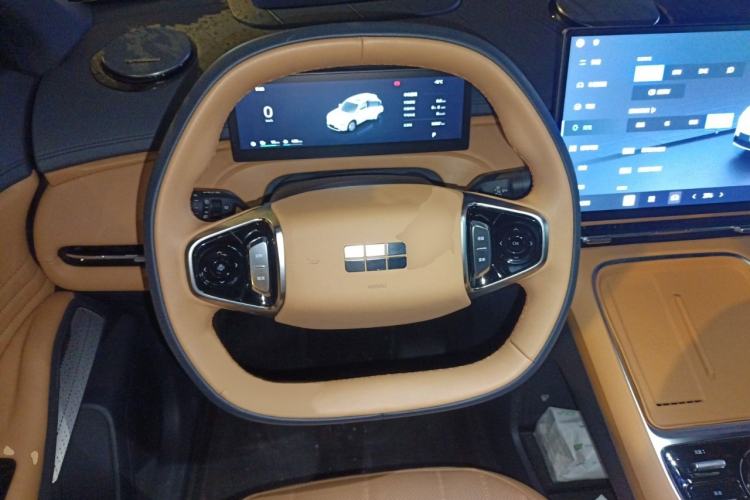 Used Geely Galaxy Galaxy Xingjian 7 EM-i 2025 120km Exploration+ Version