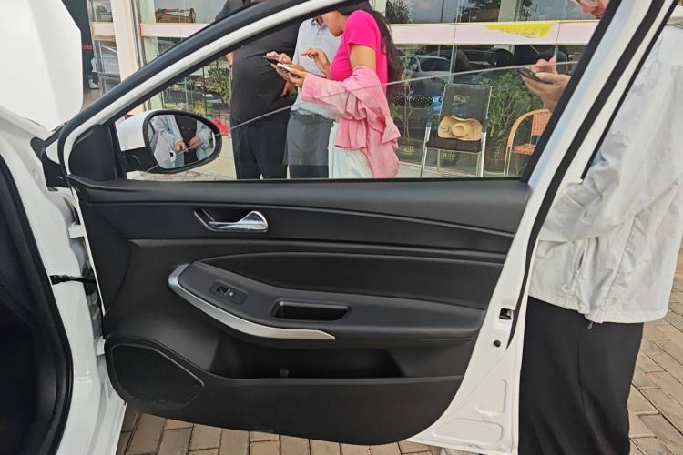 Used Chery Arrizo 5 2024 Edition People's Benefit Version 1.5L CVT Fashion Model
