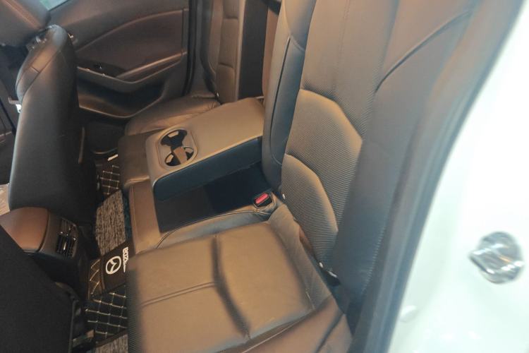 Used Mazda Mazda 3 Axela 2017 Sedan 2.0L Automatic Prestige Model China V Standard