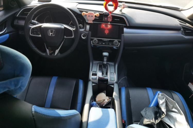 Used Honda Civic 2016 220TURBO CVT Luxury Edition
