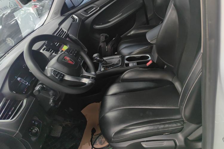 Used Roewe i5 2020 1.5L Automatic 4G Connect Luxury Flagship Edition
