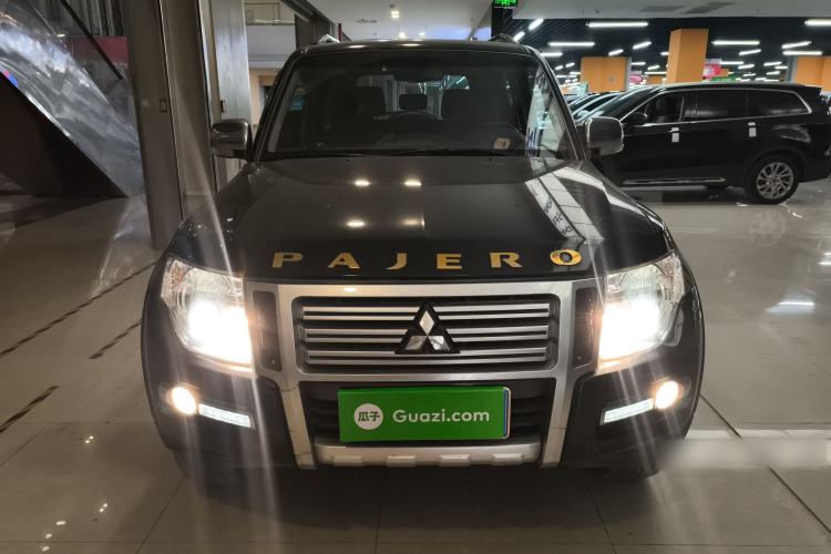 Used Mitsubishi Pajero 2018 3.0L Automatic Luxury Edition