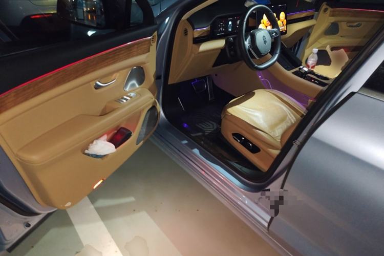 Used Hima AITO M5 2023 All-Electric Rear-Drive Standard Edition Driver Seat