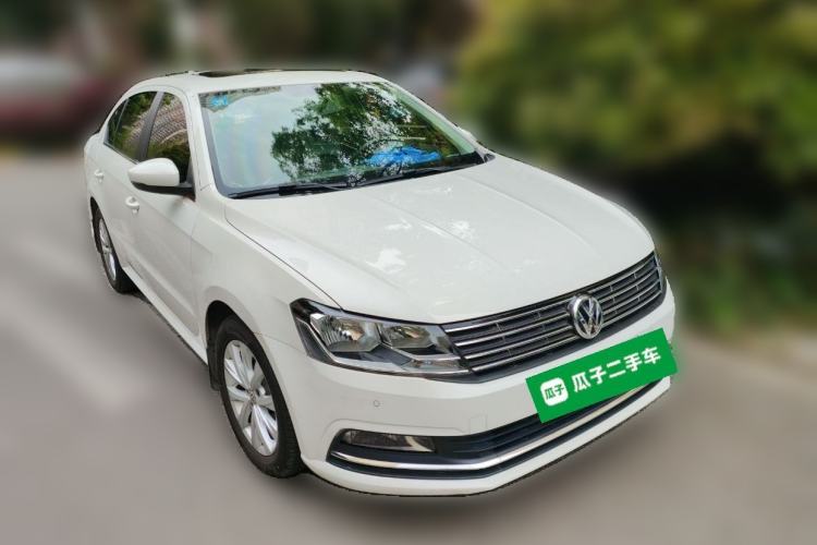 Used Volkswagen Lavida 2015 1.6L Manual Comfort Edition