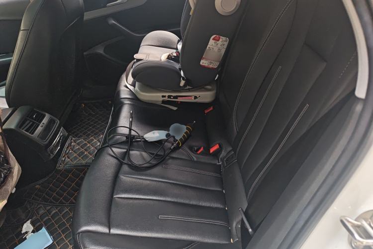 Used Audi A4L 2018 30th Anniversary Edition 40 TFSI Trendy Model Left Rear Seat