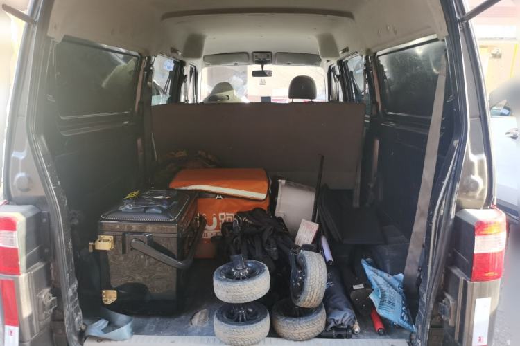 Used Jinbei Hiace X30 2016 1.3L Van Standard Edition DLCG12 Trunk