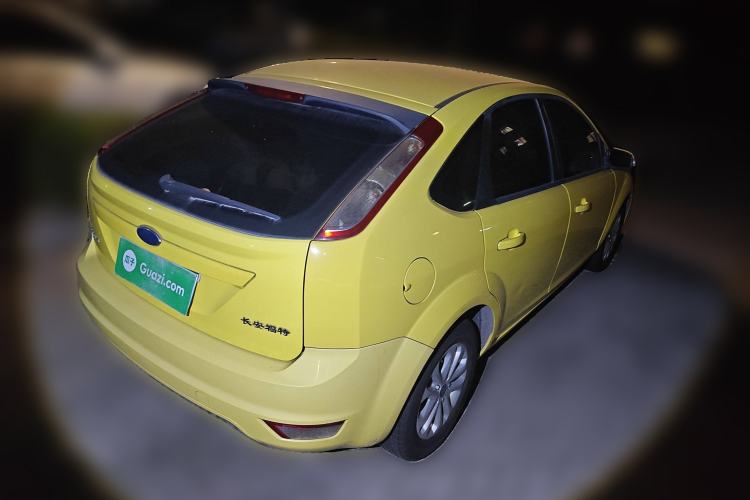 Used Ford Focus 2013 Hatchback Classic 1.8L Automatic Base Model Rear Right 45 Deg