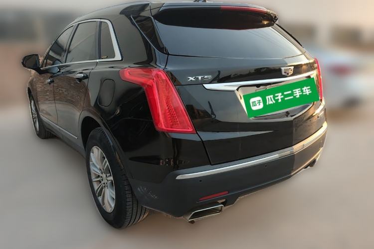 Used Cadillac XT5 2018 25T Luxury Model Rear Left 45 Deg