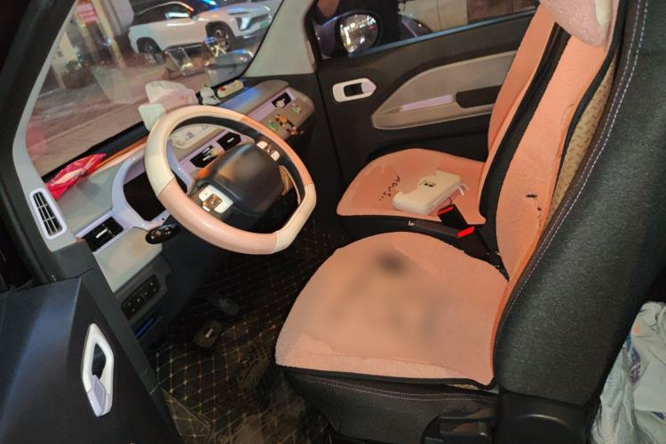 Used Chery QQ Ice Cream 2022 120km Conical Shape Lithium Iron Phosphate
