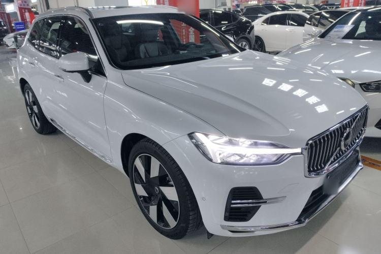 Used Volvo XC60 New Energy 2024 T8 Plug-in Hybrid Long-Range All-Wheel Drive Smart Luxury Edition Exterior 1