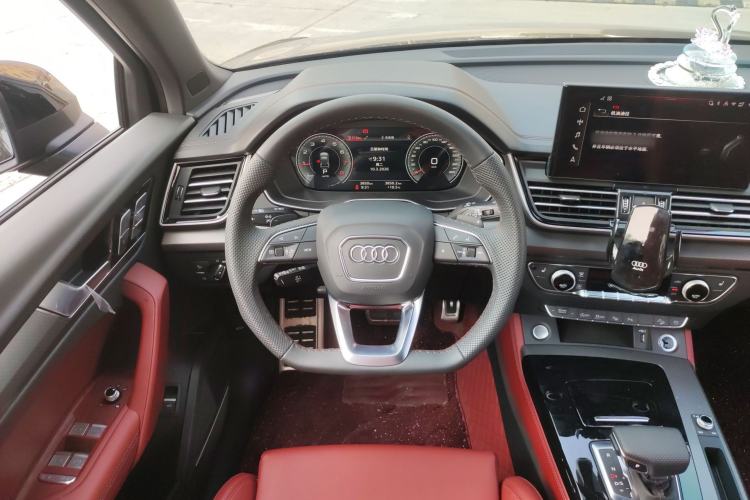 Used Audi Q5L 2025 Facelift 45th Anniversary Collector's Edition 45 TFSI Luxury Dynamic Version
