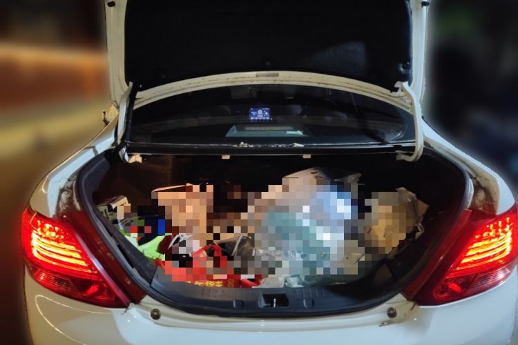 Used BYD e5 2016 300 Luxury Edition Trunk