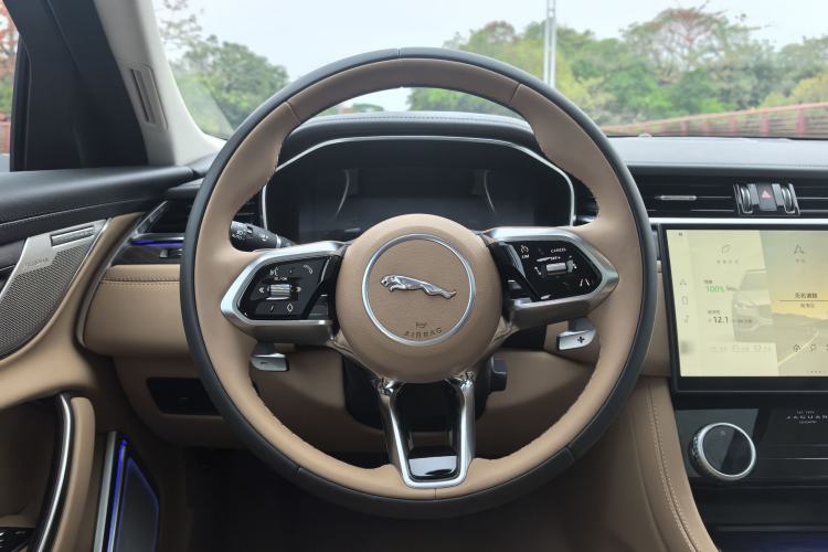 Used Jaguar XFL 2024 2.0T P250 Two-Wheel Drive Prestige Luxury Edition