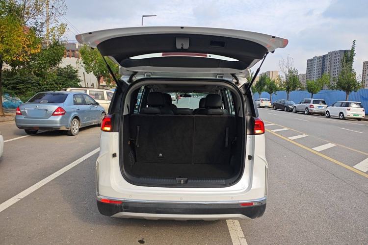 Used SAIC MAXUS G50 2023 PLUS 1.5T Happiness-Recommended Automatic Cruise Version
