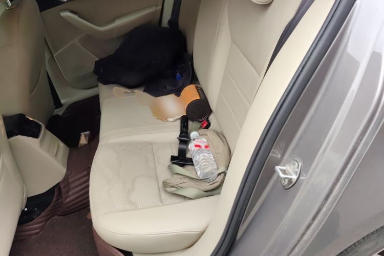 Used Skoda Octavia 2015 1.6L Automatic Yijie Edition Left Rear Seat