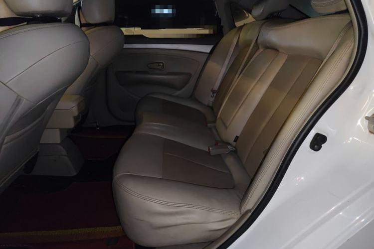 Used Dongfeng Junfeng E11K 2019 Standard Model
