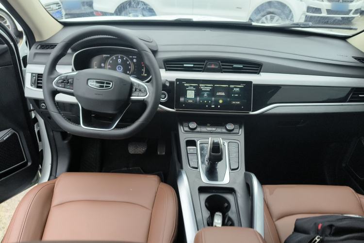 Used Geely Auto Emgrand X7 Sport 2021 1.8TD DCT Two-Wheel Drive Asian Games Edition Center Console