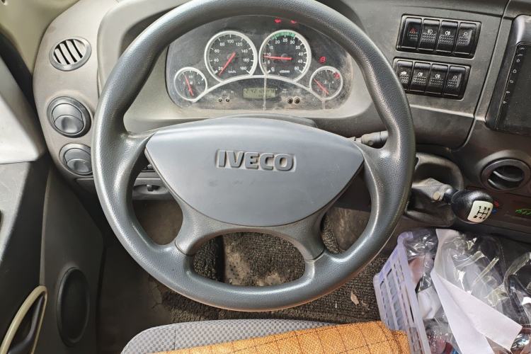 Used Iveco Power Daily 2013 2.8T-A32 Express Version Steering Wheel