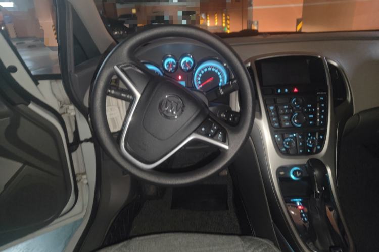 Used Buick GT 2012 XT 1.6L Automatic Fashion Edition
