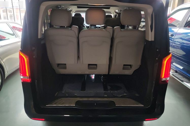 Used Mercedes-Benz V-Class 2018 V 260 Prestige Edition China VI
