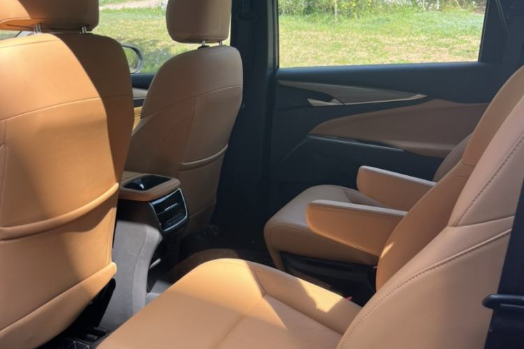 Used SAIC MAXUS G50 PHEV 2025 Leading Edition