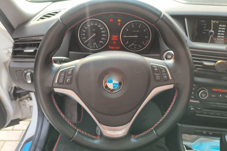 Used BMW X1 2013 sDrive18i Sport Design Package Steering Wheel