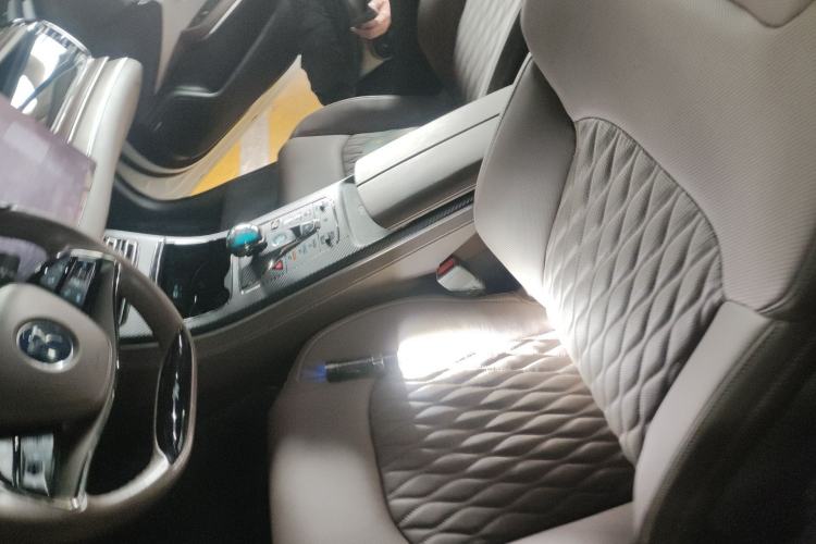 Used BYD Han 2022 DM-i 121KM Prestige Model Left Front Seat