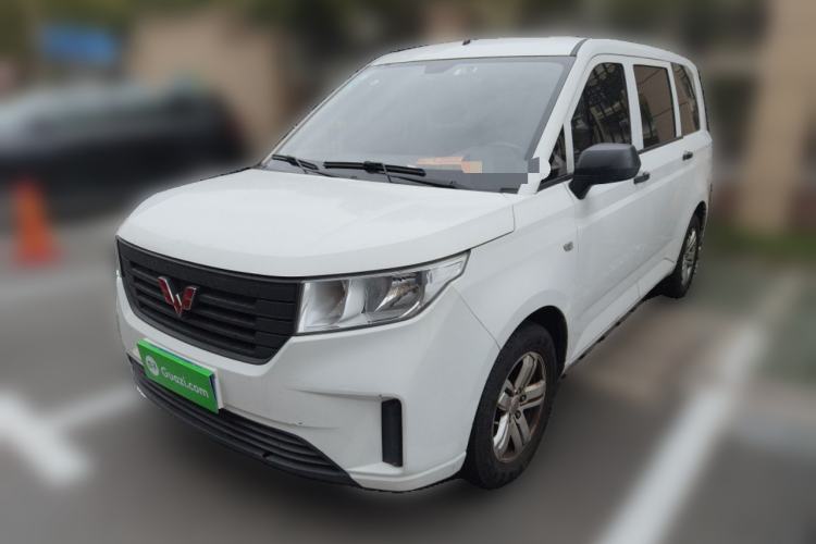 Used Wuling Hongguang PLUS 2020 1.5L Manual Standard Edition 5 Seats