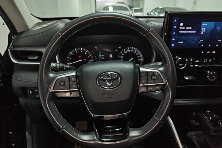 Used Toyota Highlander 2022 380T Four-Wheel Drive Prestige Edition 7-Seater Steering Wheel