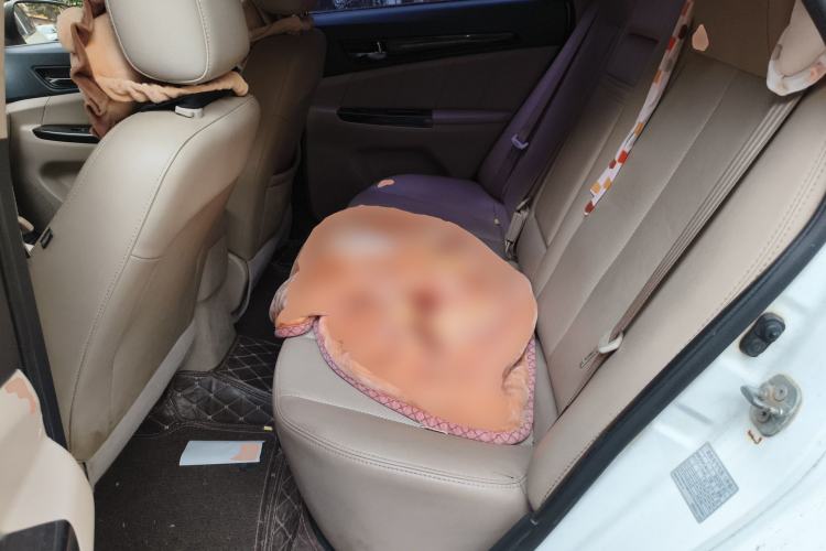 Used CHANGAN Eado 2013 1.6L Manual Luxury Model China V Standard