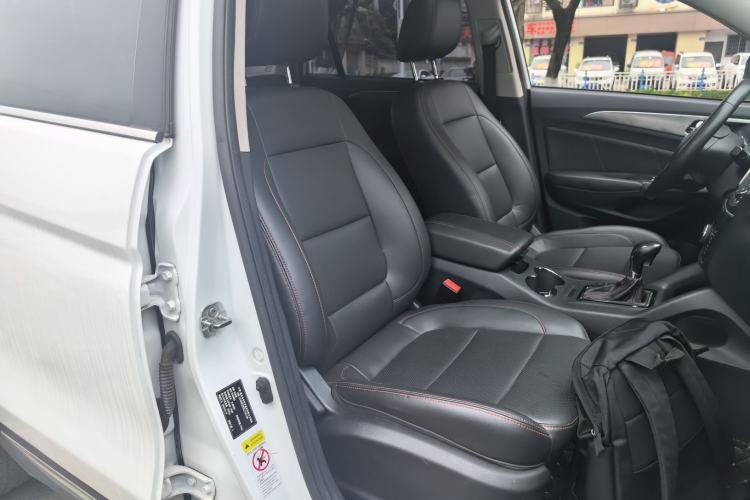 Used CHANGAN CS75 2014 1.8T Automatic Elite Model China IV Standard
