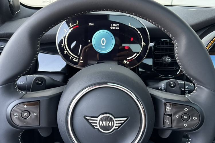 Used MINI MINI 2023 Facelift 2.0T COOPER S Artist Five-Door Edition
