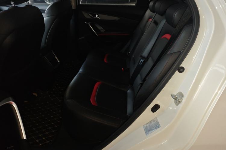 Used CHANGAN CS55 2017 1.5T Manual Colorful Edition
