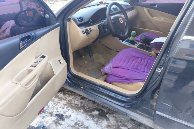 Used Volkswagen Magotan 2007 1.8 TSI Manual Comfort Model Driver Seat