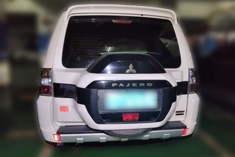 Used Mitsubishi Pajero 