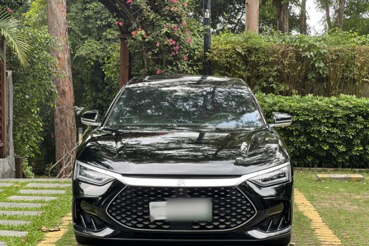 Used BYD Han 2022 DM-i 242km Flagship Model Exterior 4