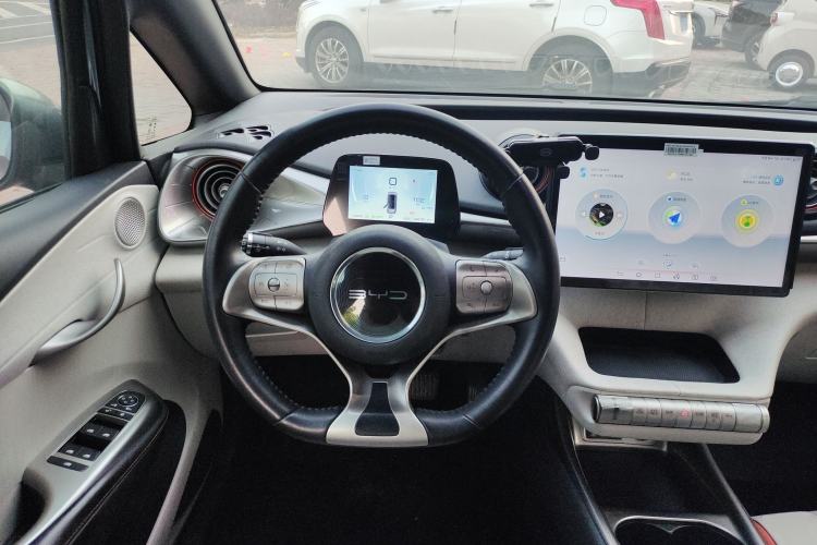 Used BYD Dolphin 2021 405 km Fashion Edition Steering Wheel
