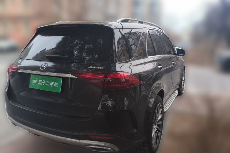 Used Mercedes-Benz GLE 2024 GLE 450 4MATIC Luxury Model Rear Right 45 Deg