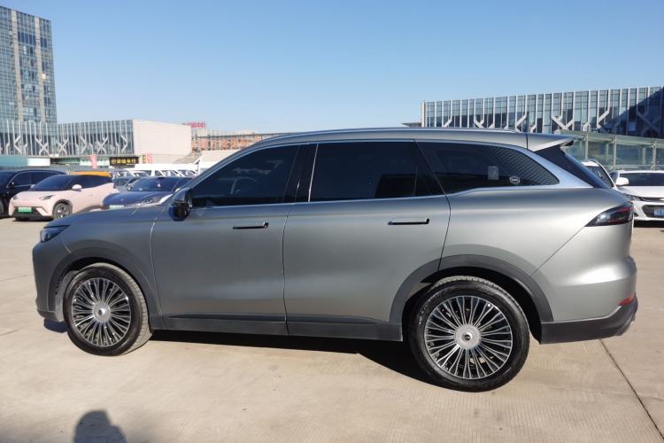 Used Chery Tiggo 8 L 2024 2.0T Two-Wheel Drive Prestige Version 5 Seats
