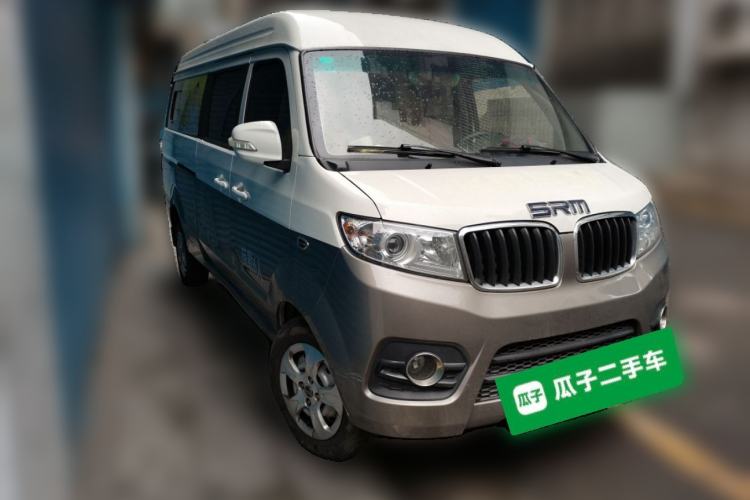 Used Jinbei New Hiace X30L CNG 2023 70L CNG Wealth Edition Coach 6/7-Seater Central Air-Conditioned Version SWCC15M