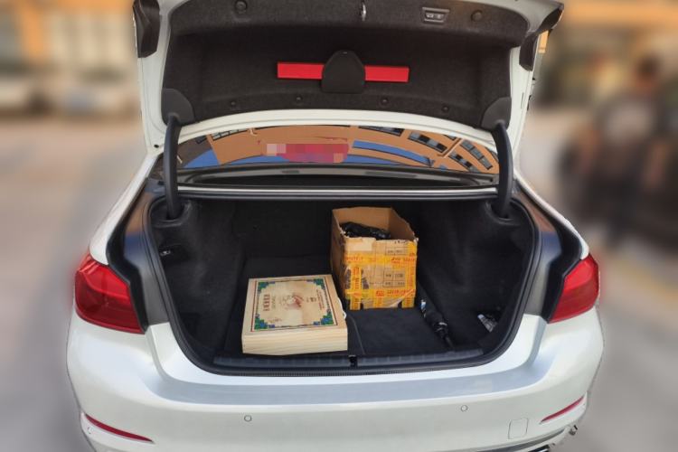 Used BMW 5 Series 2018 530Li Luxury Edition Premium Package Trunk