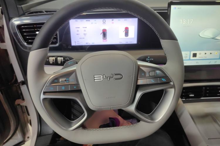 Used BYD Sealion 06 New Energy 2025 Model DM-i 170 Navigation Plus Edition Steering Wheel