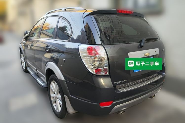 Used Chevrolet Captiva 2014 2.4L 4x4 Flagship Edition 7 Seats
