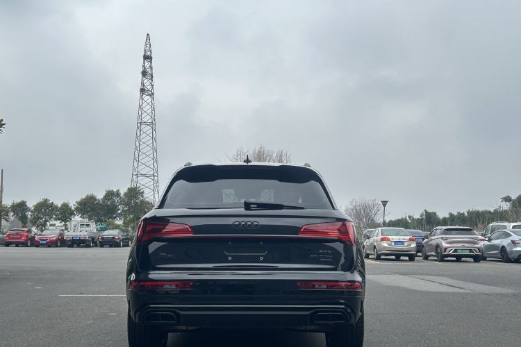 Used Audi Q5L 2022 40T Fashionable and Dynamic Model
